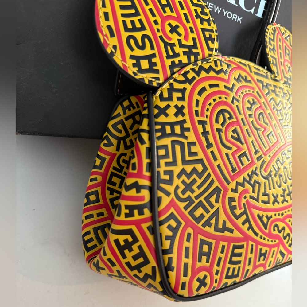Coach Disney Mickey Mouse x Keith Haring Kisslock Limited Edition Bag ~ NWT - Picture 4 of 16